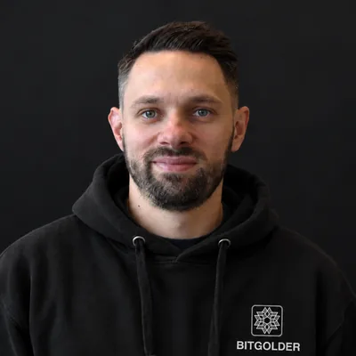 Leonard, Chief Executive Officer at Bitgolder